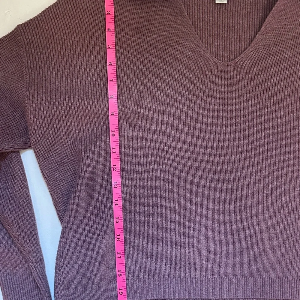 A new day Purple/Brownish  V-Neck Sweater waist length oversized size Large - Picture 7 of 7